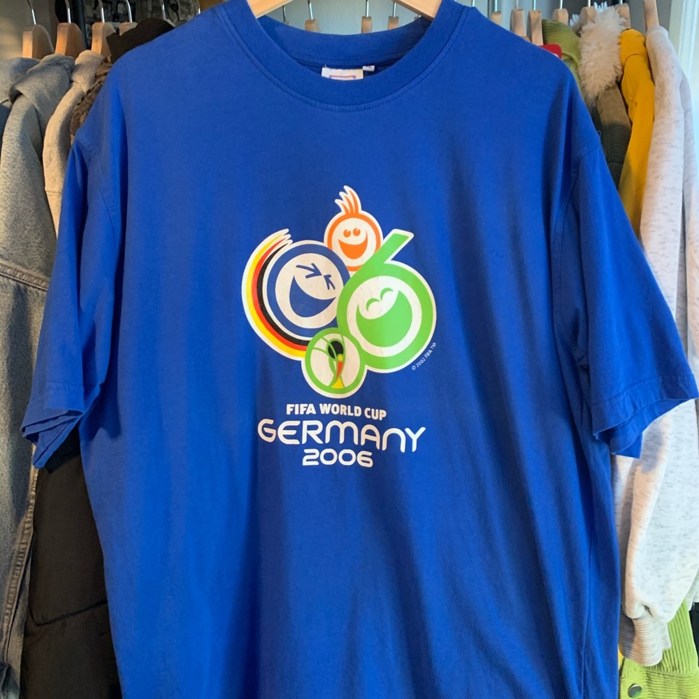 Vintage 2006 FIFA World Cup Official T-Shirt